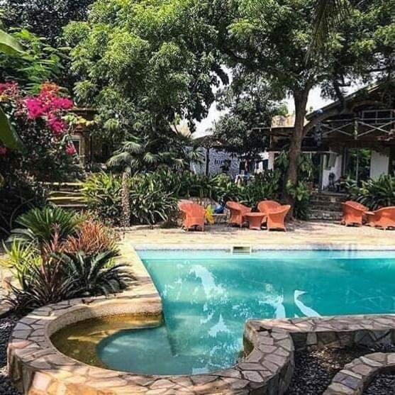 Kokrobite Gardens Restaurant And Guest House Dış mekan fotoğraf